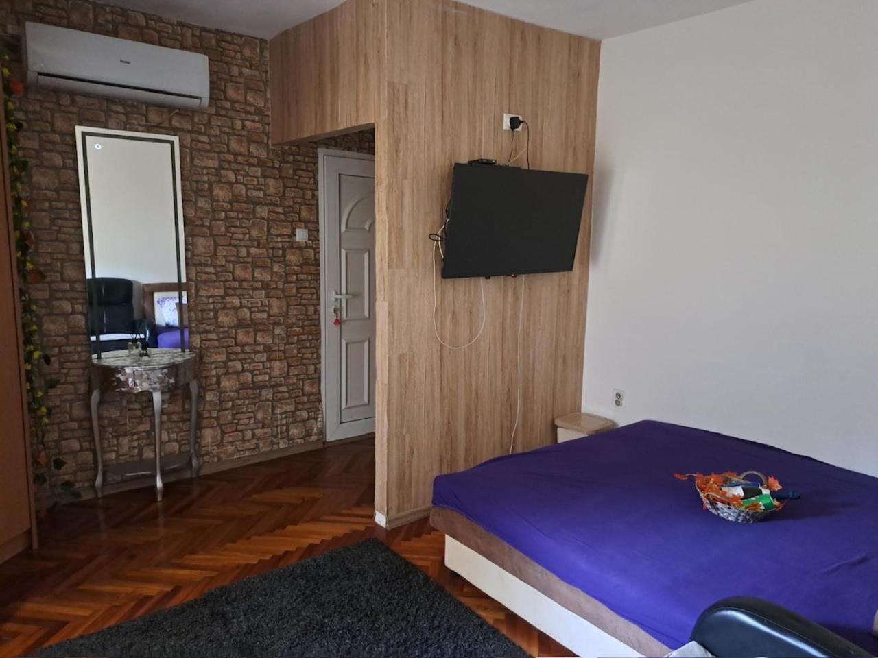 Apartman En Dusanovac Exteriér fotografie