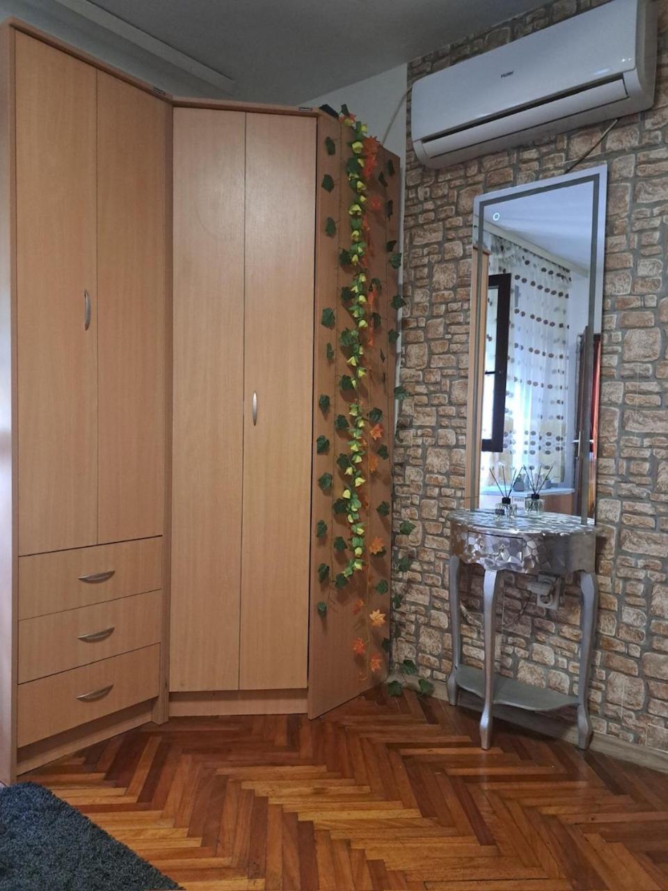 Apartman En Dusanovac Exteriér fotografie
