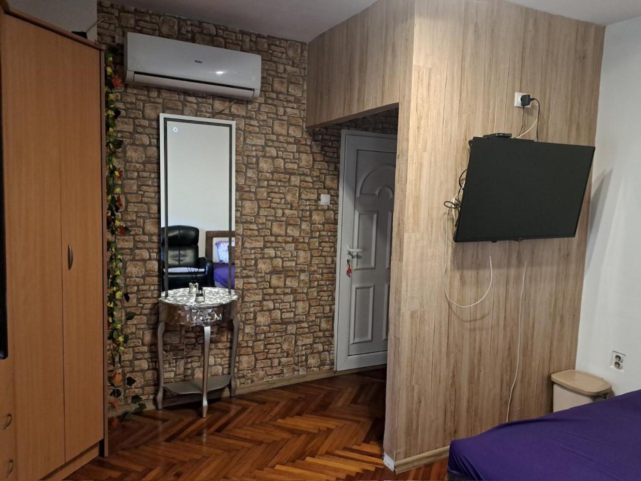Apartman En Dusanovac Exteriér fotografie
