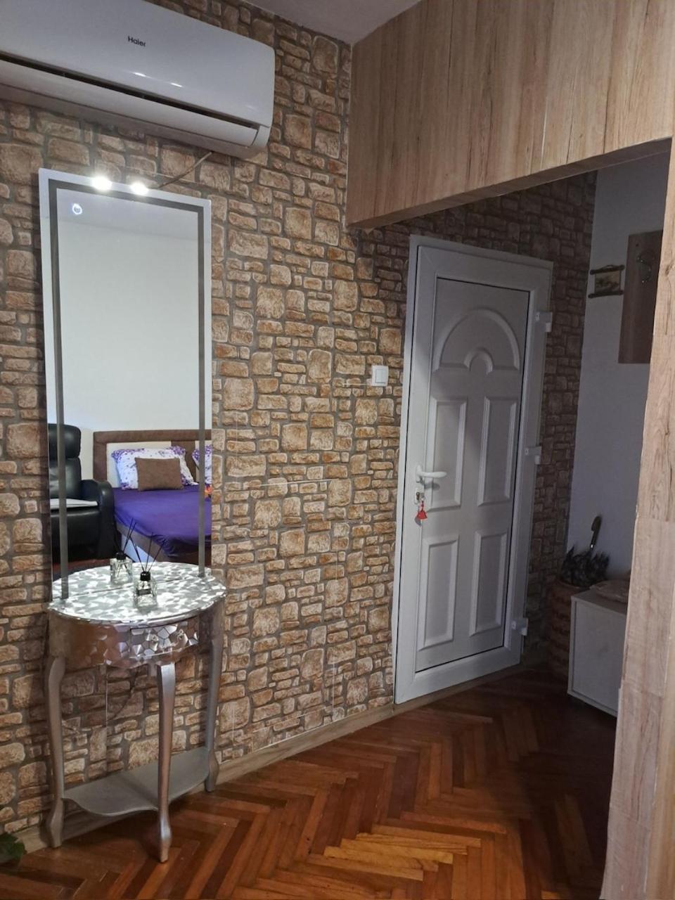Apartman En Dusanovac Exteriér fotografie
